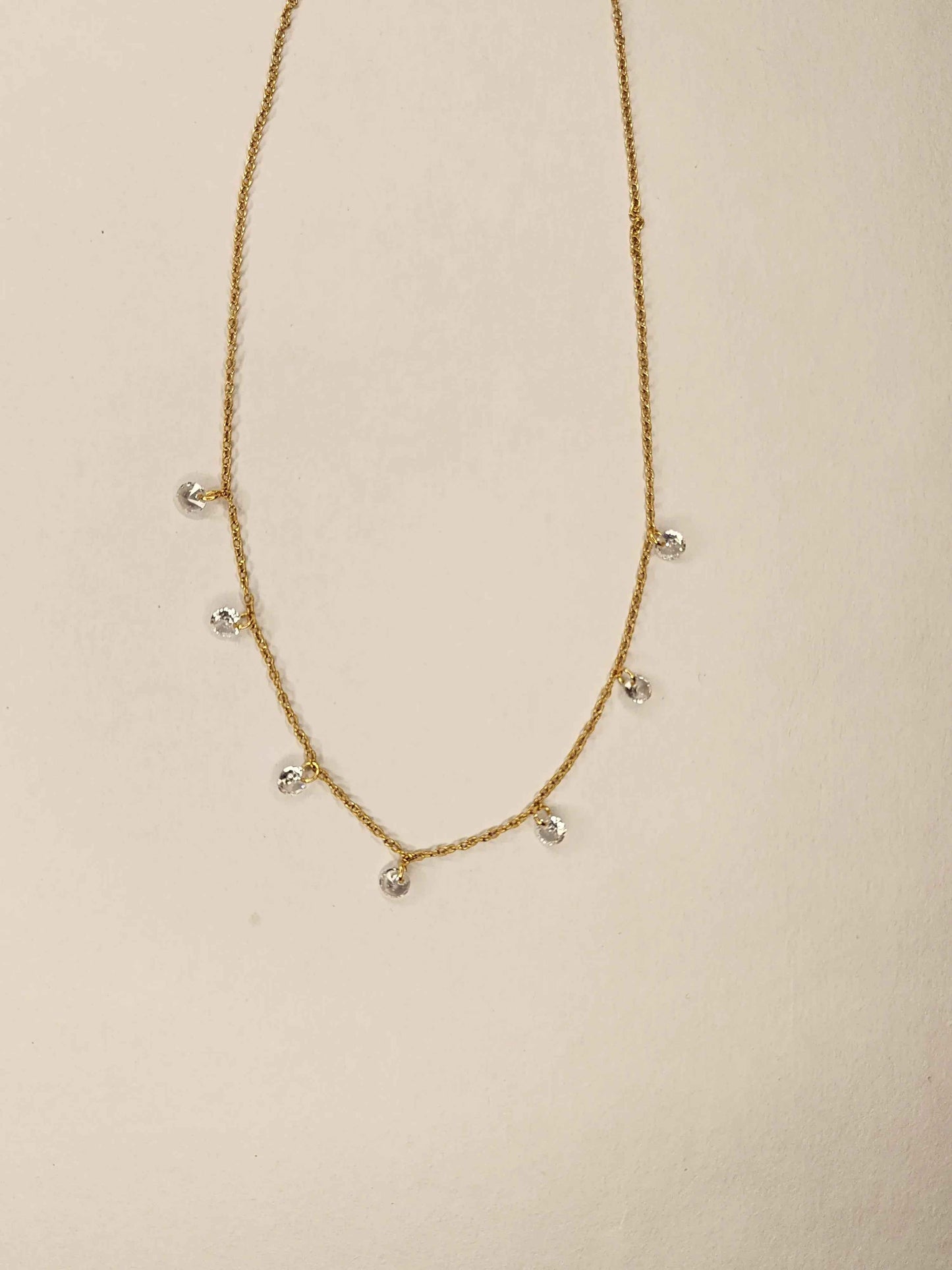 Glimmering Dewdrop Necklace