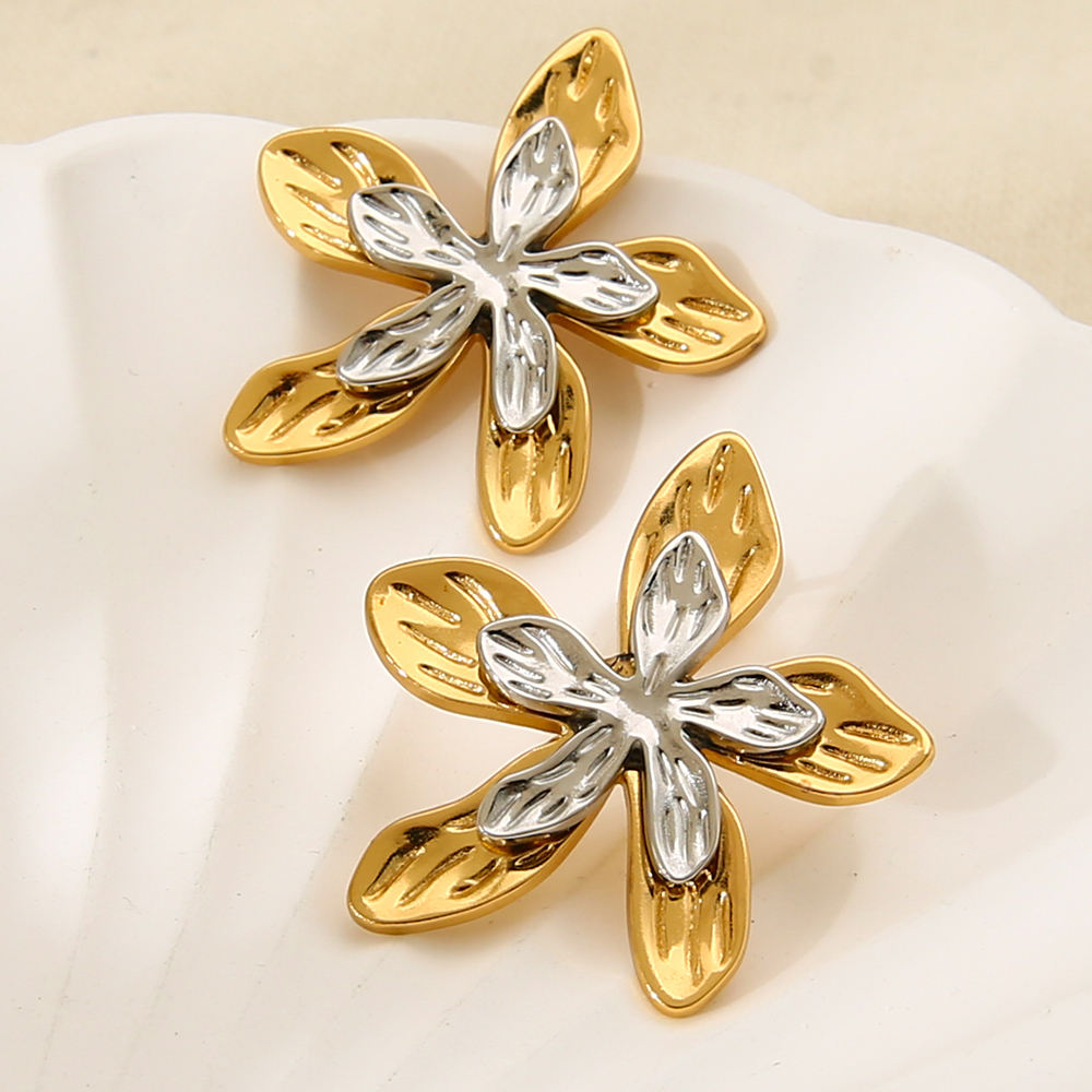 Dual Bloom Two-Tone Floral Stud Earrings