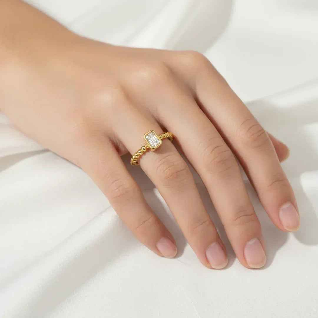 Dazzling Crown Ring
