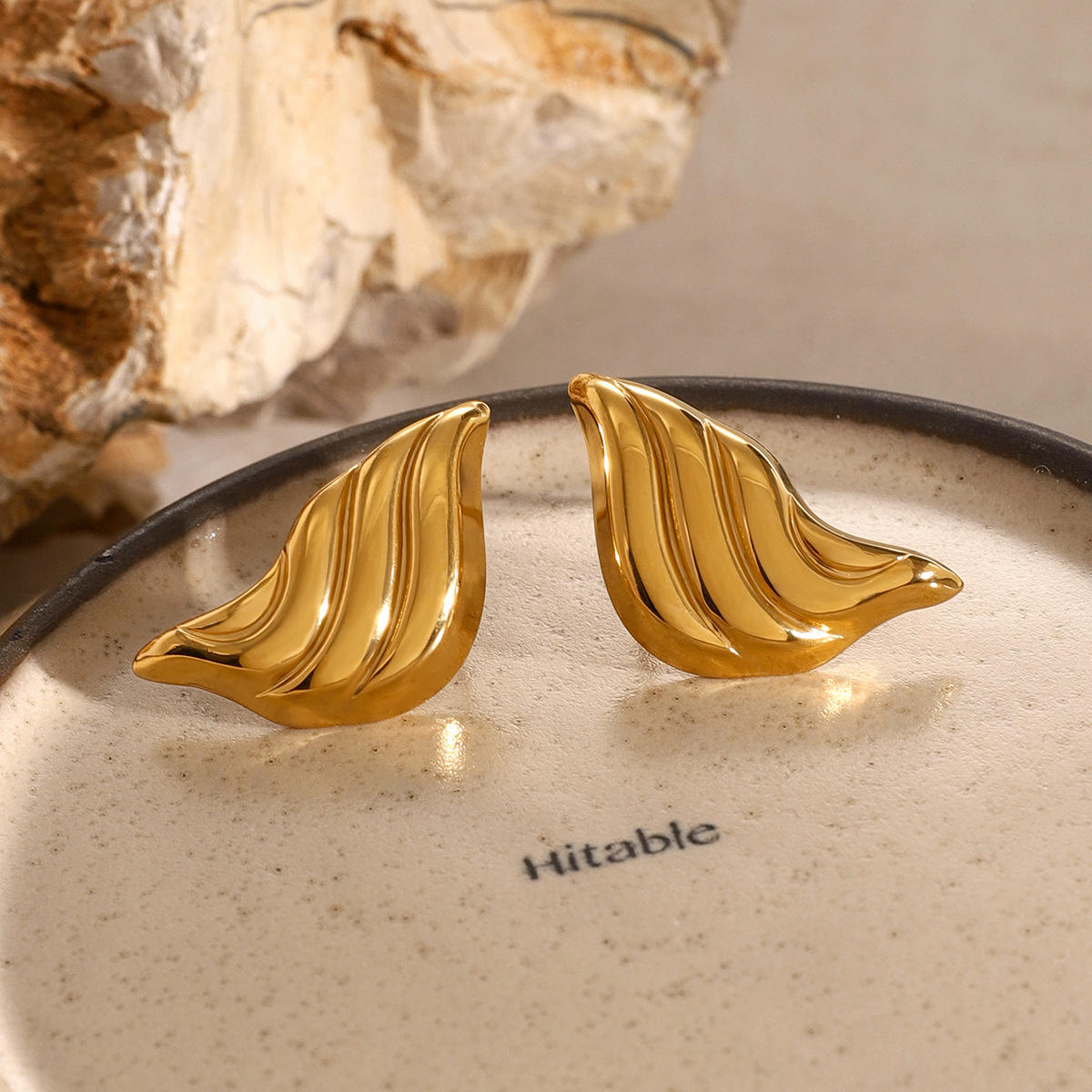 Sculpted Leaf Gold Stud Earrings