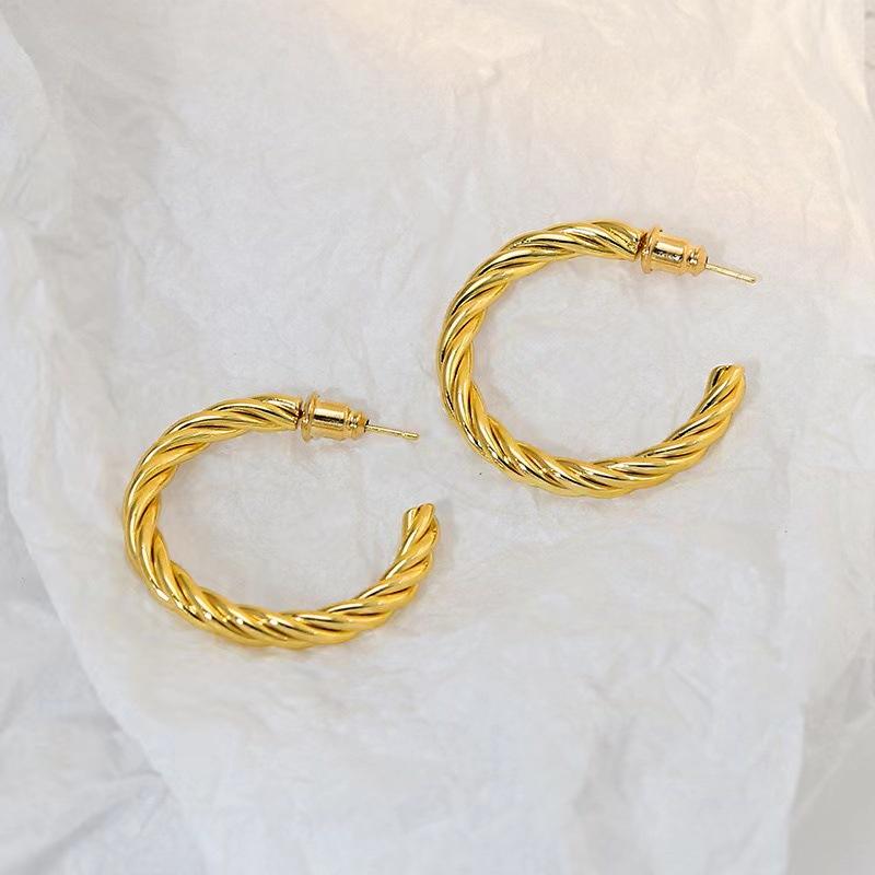Twisted Rope Gold Hoop Earrings