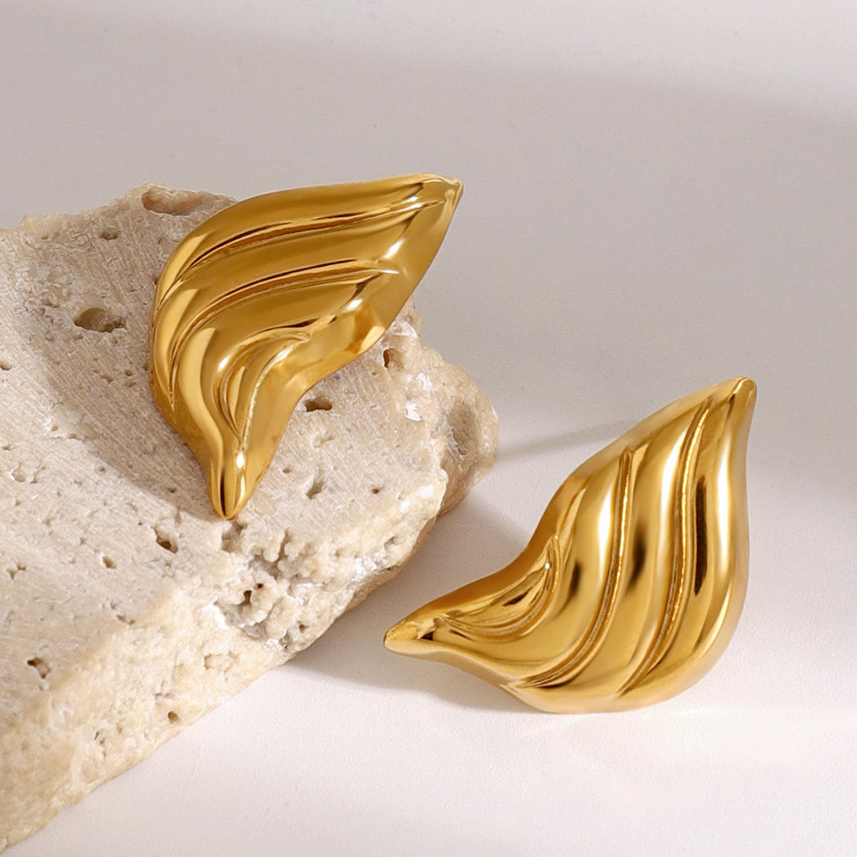 Sculpted Leaf Gold Stud Earrings