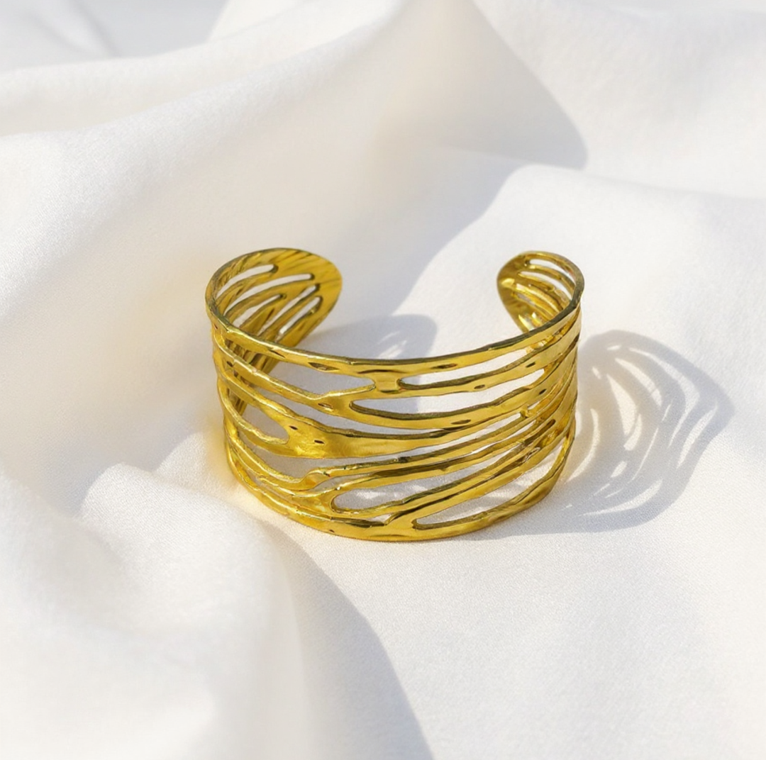 Auric Wave Cuff